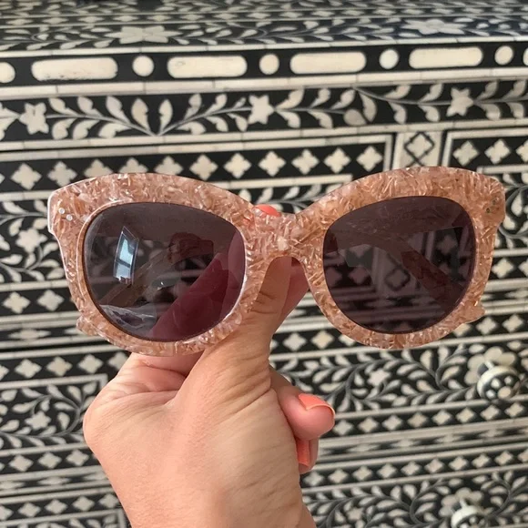 KREWE - Julia Cat-Eyed Sunglasses - Pink Marbled - Picture 3 of 11